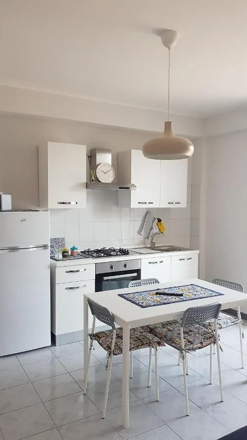 דירות מסקלי Casa Azzurra 0*,  איטליה